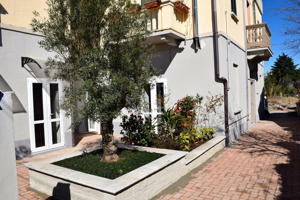 Guest house Leonardo Rho